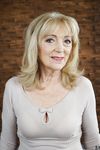 Suzanne - Stará mama hladná po vtákovi