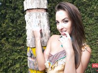 Amirah Adara - Mladý milenec