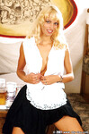 Anita Blond masturbácia v kláštore