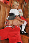 Nikky Thorne je zadok dostane Santa Claus liečbu