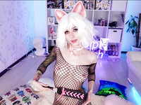 Purpurová suka análna masturbácia
