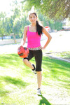 Megan Salinas, veľké dievča z futbalu