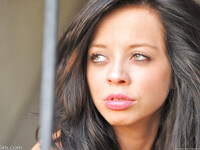 Aurora Monroe, sexy čiernovlasé dievča