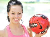 Aurora Monroe futbal-milujúce dievča