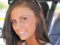 Whitney Westgate to pekné dievča s kozami