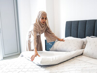 Aaliyah Yasin plná arabská kočka jebnutá
