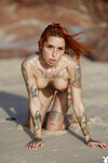 Ana Almeida sexy tetovaná kočka