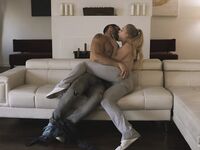 Emma Starletto - jemná kurva