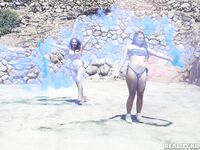 Valentina Nappi, Gia Derza - Trojitý sex