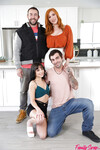 Lauren Phillips a Aria Valencia majú sex v štvorke
