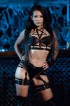 Madison Ivy a Katrina Jade si vychutnáva, ako si navzájom lízajú holenú kundičku