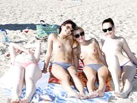 Gina Valentina a Marina Angel a Gigi Flamez - suky