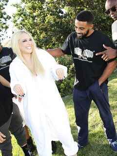 Kagney Linn Karter - Hard gangbang