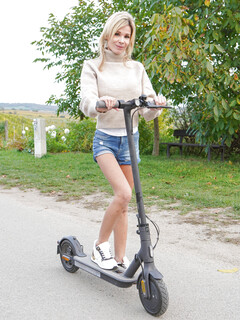 Bimbi malé kozy milf