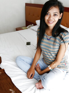 18 rokov Thai girl fucked