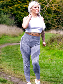 Louise Lee the big ass milf