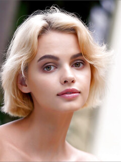 Ariel tá horúca amatérska blondína