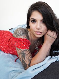 Gina Valentina pov milovanie